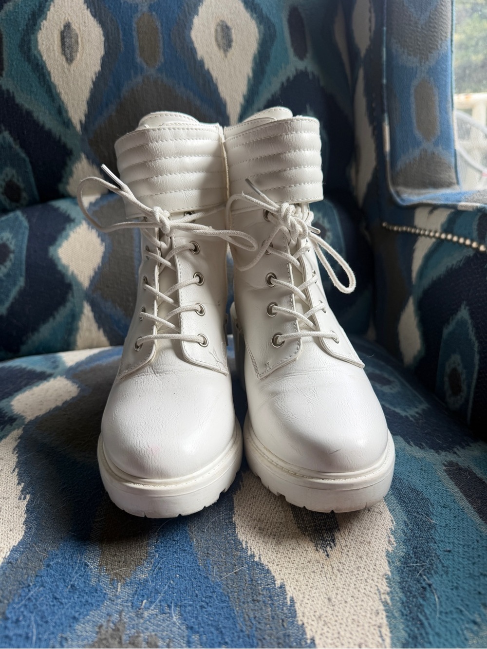 JustFab White Lace-Up Platform Ankle Boots